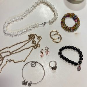 10 piece jewelry bundle